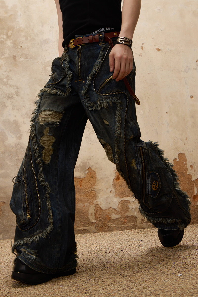 Distressed Edge Alien Fit Jeans