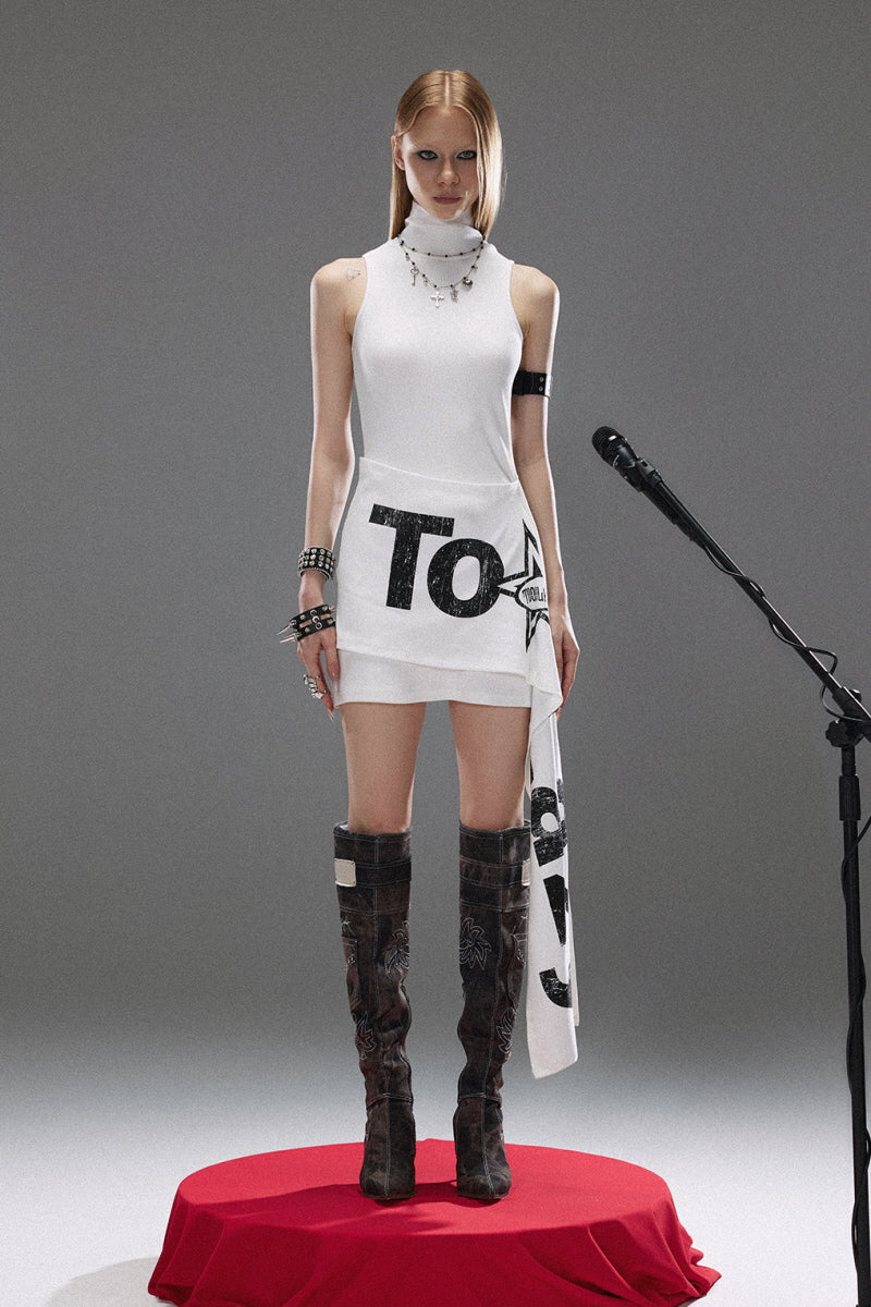 Bold Streamer Sleeveless Dress