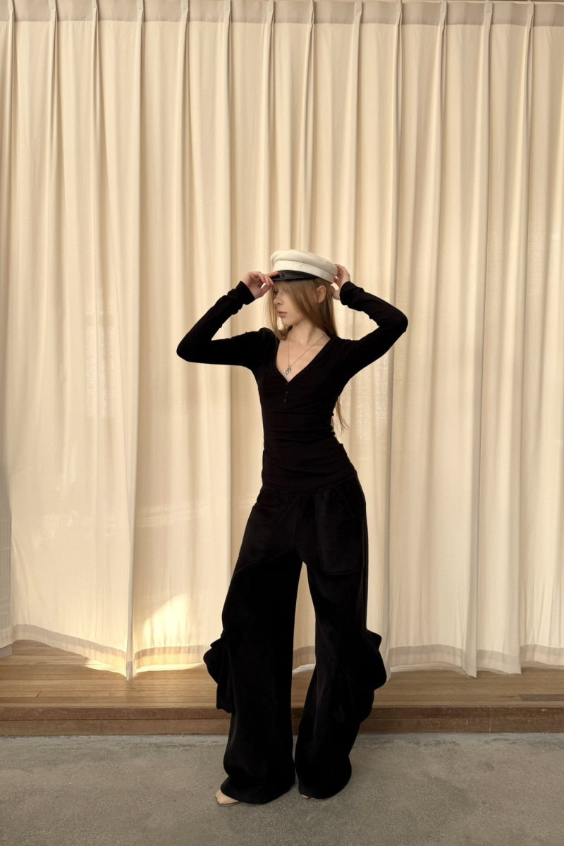 Shadow Fold Wide-Leg Cargo Pants