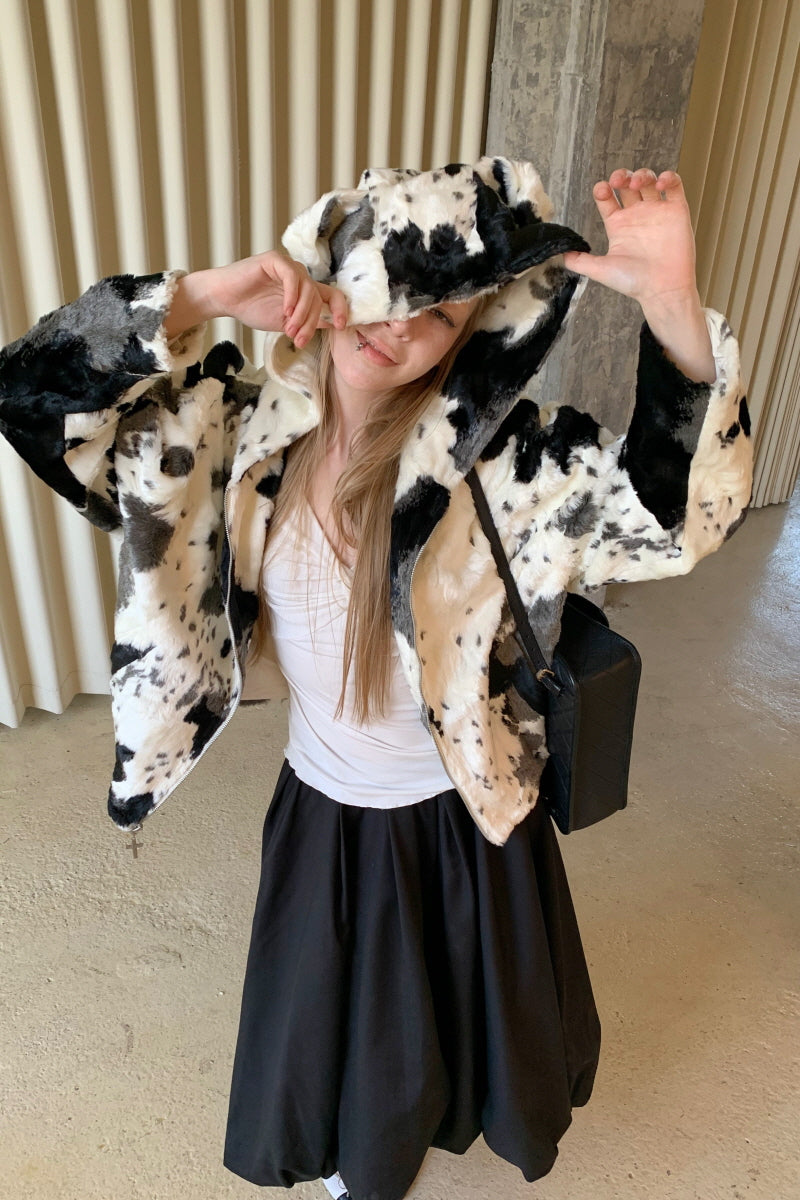 Milk Noise Fur Hoodie