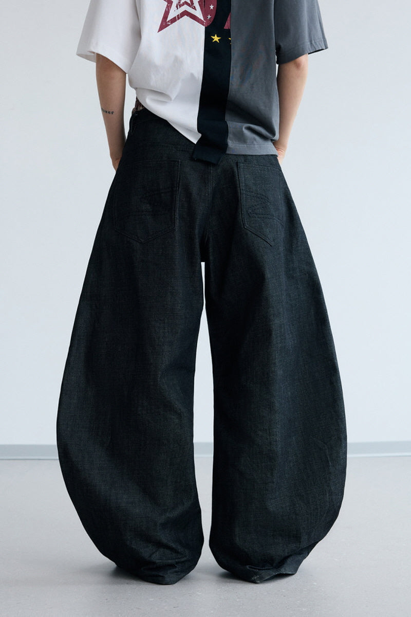 Shadow Curve Wide-Leg Jeans